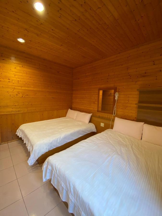 Tianyi Homestay Fenchihu Bagian luar foto
